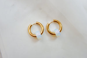 THE MOONSTONE HOOP'S