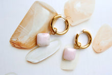 Load image into Gallery viewer, THE PINK AGATHA HOOP&#39;S
