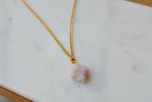 Load image into Gallery viewer, PINK AGATA &quot;MARY&quot; NECKLACE
