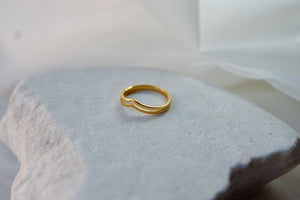 ETERNAL DELICATE GOLD RING