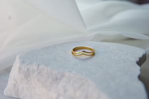 ETERNAL DELICATE GOLD RING