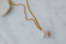 Load image into Gallery viewer, PINK AGATA &quot;MARY&quot; NECKLACE
